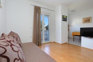 Apartments with parking space Businci, Ciovo - 18800