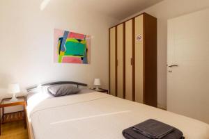 Family friendly apartments with a swimming pool Sabunike, Zadar - 18841