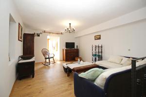 Apartments by the sea Baska, Krk - 18862