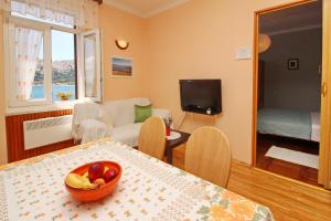 Apartments by the sea Baska, Krk - 18872