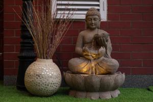 Terrakotta Rishikesh