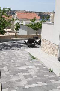 Apartments by the sea Stara Novalja, Pag - 18852 