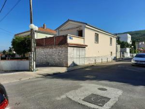 Apartments by the sea Selce, Crikvenica - 18893 