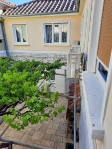 Apartments by the sea Selce, Crikvenica - 18893 