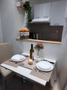 Apartments by the sea Selce, Crikvenica - 18893