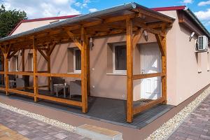 SárvárLAK Apartmanház