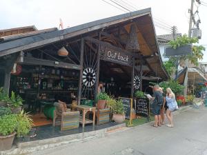 Outback1990 - Ubytování bez kategorie ve městě Haad Rin