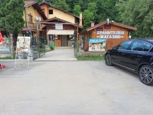 GUEST HOUSE TONI СТАИ за ГОСТИ ТОНИ - Anton