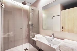 Twin Room room in B&B Hotel Madrid Fuenlabrada