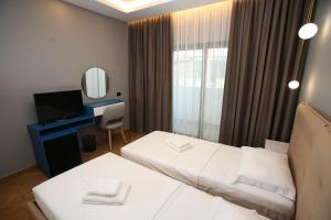 Diamond Hotel