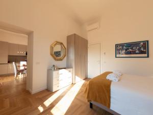 The Best Rent - Bright apartment near Isola Tiberina
