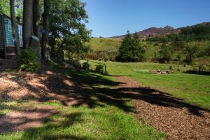 Lavender Retreat with Private Hot Tub