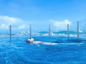 s泰国芭提雅thebase无边泳池公寓 市中心 临近大海 - 4hvězdičkové hotely ve městě Pattaya Central