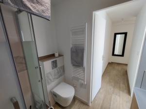 Appartements Appartement T3 PLUME Hyper centre d'ERNEE : photos des chambres