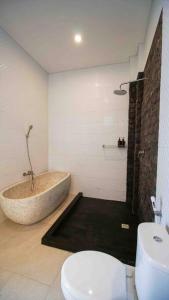 Villa Akmali Seminyak Drupadi 2 Bedrooms wPool 5mins to Beach