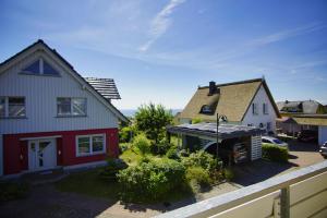 nah am Meer, Meerblick, gratis Nutzung vom AHOI Erlebnisbad und Sauna in Sellin - Haus Inselblick FeWo 03