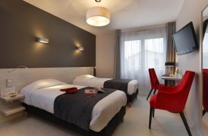 Hotels The Originals City, Hotel Les Thermes de l'Avenue, Dax : photos des chambres