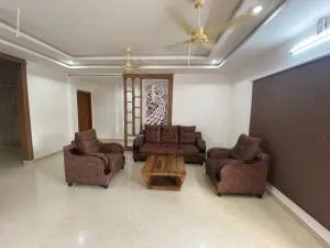 Ameya Homestays Brand New Fully Furnished 3BHK & 2BHK Apartments. - Renigunta