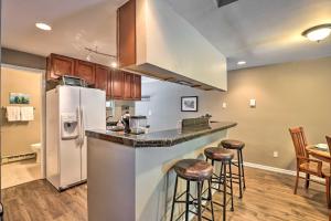 Cozy Vail Condo about 4 Mi to Vail Ski Resort!