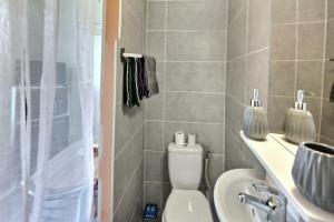 Appartements STUDIO LE SAUMON FACE GARE EVREUX : photos des chambres