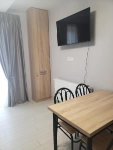 Premium apartment in hotel-type residential comple, reservation a room for at least three days