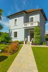 Villa Moiacchina Luxury Home - Bevera