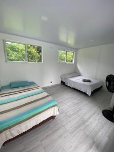 Villa Sandra - Casa de campo, Acacias- Guamal