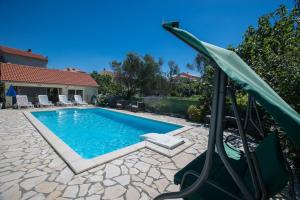 Family friendly apartments with a swimming pool Supetarska Draga  Donja, Rab  2019