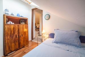 Family friendly apartments with a swimming pool Cove Osibova, Brac - 2172