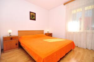 Two-Bedroom Apartment with Balcony and Sea View room in Apartments by the sea Arbanija Ciovo - 1085