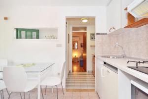 Apartments with parking spaces Slatine, Ciovo - 1097