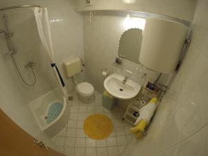 Apartments by the sea Slatine, Ciovo - 1098