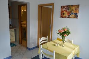 Apartments by the sea Slatine, Ciovo - 1098