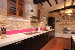 Seaside holiday house Komiza, Vis - 3469