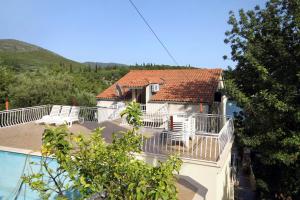 Seaside apartments with a swimming pool Molunat, Dubrovnik - 3544