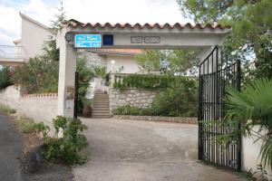 Apartments by the sea Zablace, Sibenik - 4251