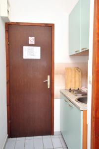 Apartments by the sea Rtina - Miletici, Zadar - 3752