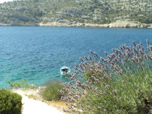 Apartments by the sea Razanj, Rogoznica - 2100