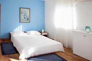 Apartments by the sea Rastici, Ciovo - 2104