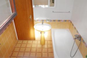 Apartments by the sea Cove Ljubljeva, Trogir - 2194