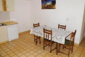 Apartments by the sea Cove Ljubljeva, Trogir - 2194