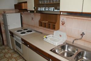 Apartments by the sea Zaboric, Sibenik - 2190