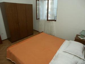 Apartments by the sea Zaboric, Sibenik - 2190