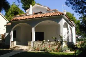 Apartments by the sea Jadrija, Sibenik - 2191 - Jadrija