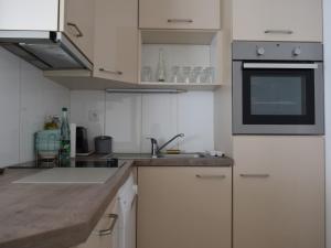 Appartement 2 étoiles avec balcon-terrasse, 1 chambre, parking, près de la mer - FR-1-197-491