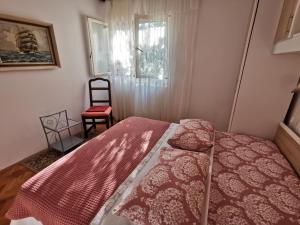 Apartments by the sea Vinisce, Trogir - 4288