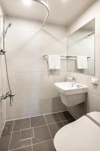 Phòng Đơn Ở Góc - Không Có Chỗ Đỗ Xe (Corner Single Room - No Parking)