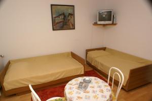 Apartments by the sea Stara Novalja, Pag - 4056