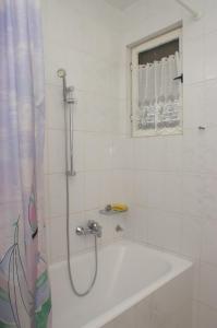 Apartments by the sea Stara Novalja, Pag - 4056