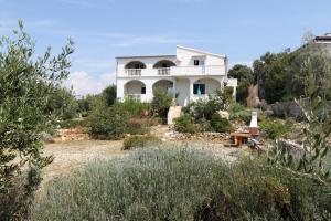 Apartments by the sea Mandre, Pag - 4084 
